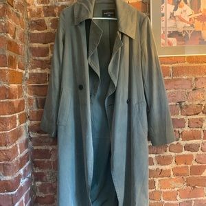 Club Monaco women’s olive trench